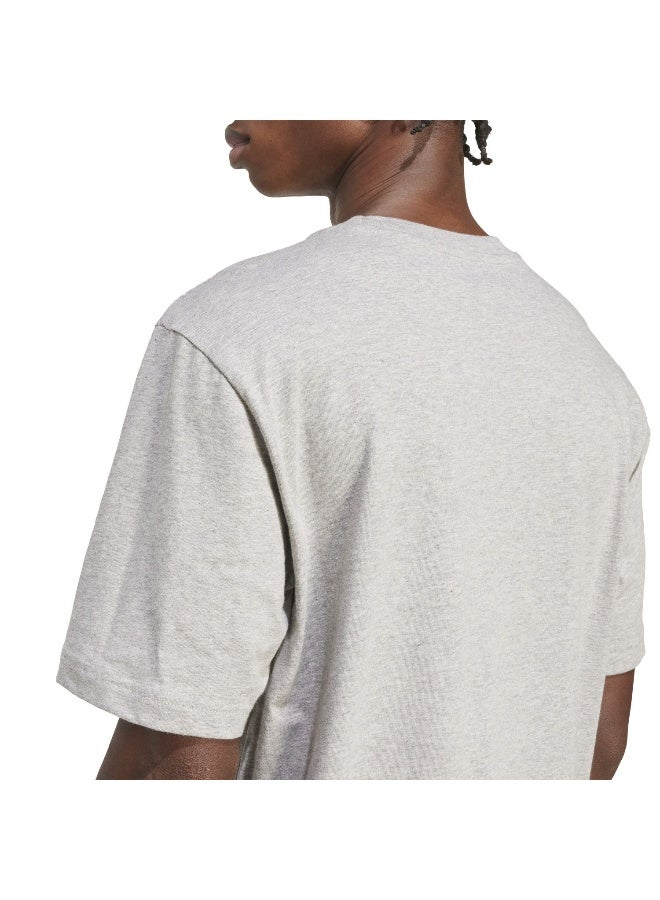 اديداس تي شيرت رجالي بأكمام قصيرة مطبوع عليه    رمادي - Image 5